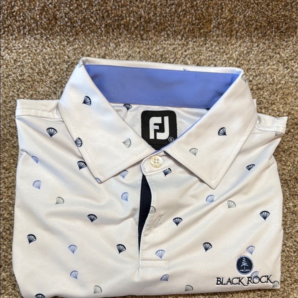 FJ Men's White and Blue Patterned Shirt